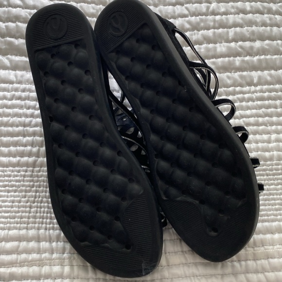 Browns black and silver sandals-9M - Picture 9 of 10